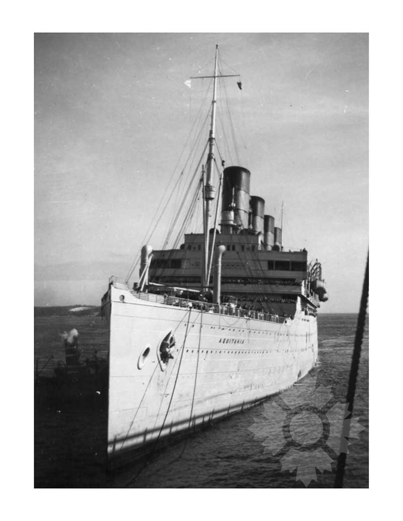 Black and white photo of the ship Aquitania (RMS)