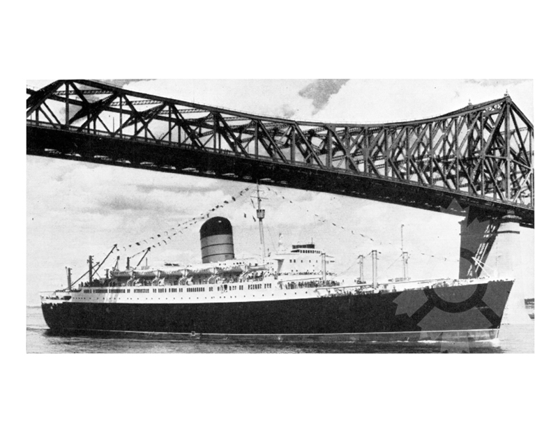 Black and white photo of the ship Carinthia III (RMS)