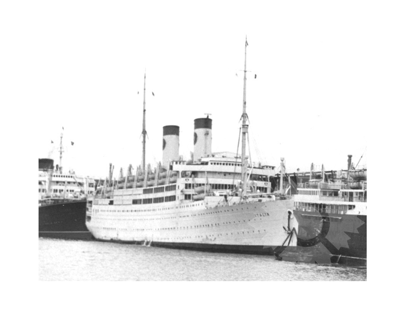 Black and white photo of the ship Italia (MS) (1948-1964)