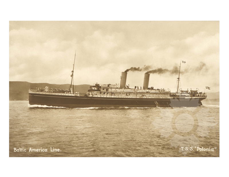 Black and white photo of the ship Polonia (Edited)